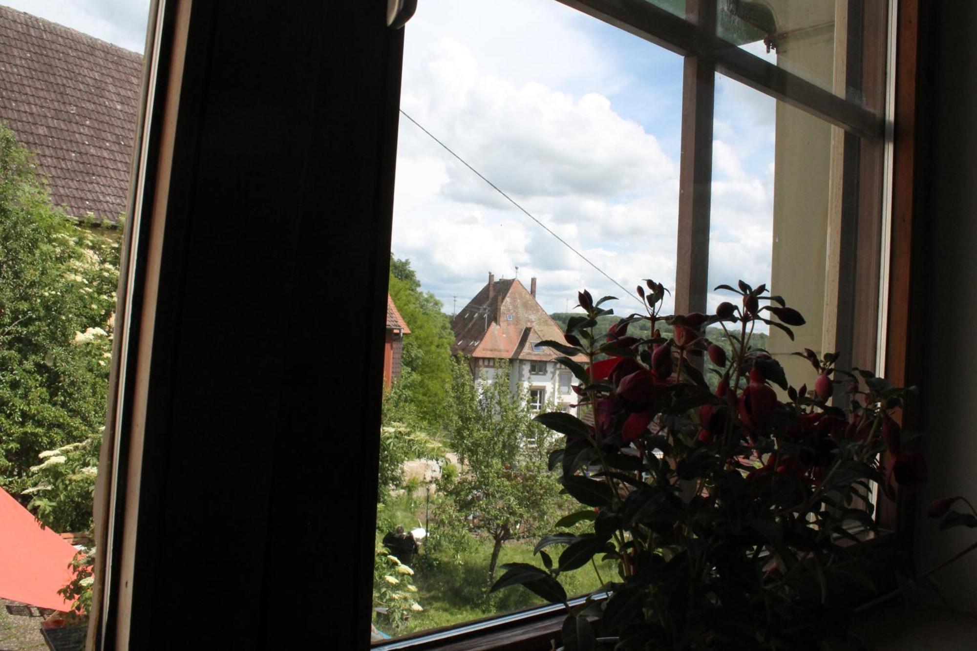 Metzgerei Und Pension Wolz Langenburg Buitenkant foto